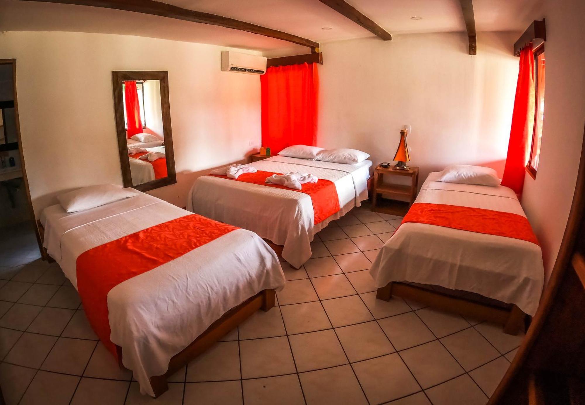 Tacarcuna Lodge Капургана Екстер'єр фото